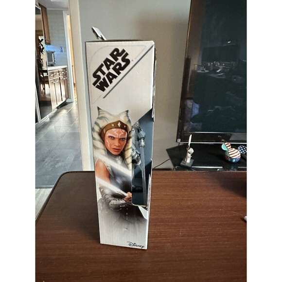 Ahsoka Tano Star Wars action figure New In Box - Picture 4 of 4